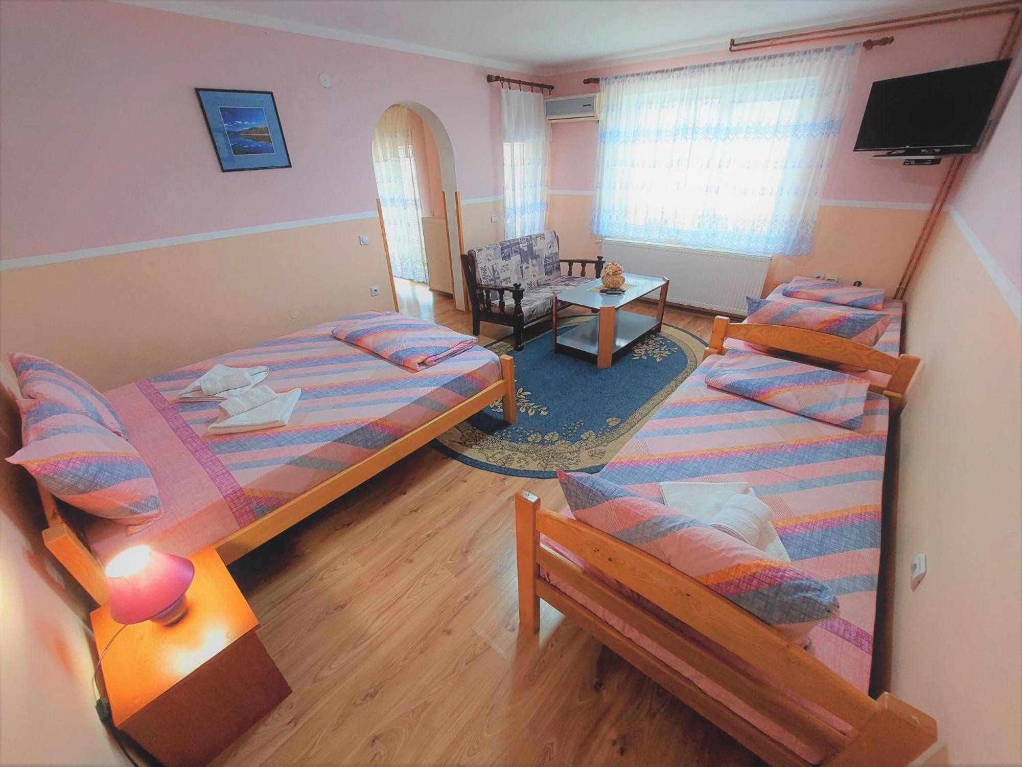 Apartments Nikolic Soko Banja Luaran gambar