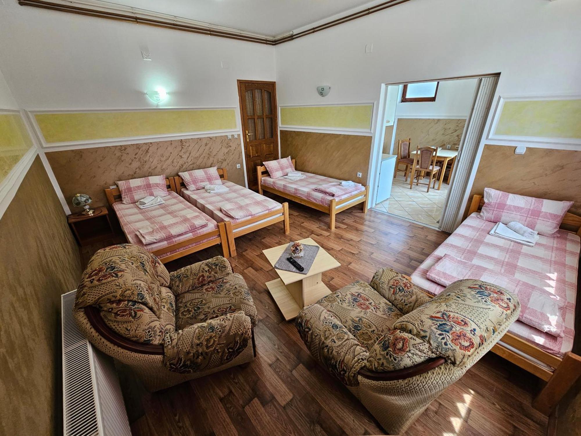 Apartments Nikolic Soko Banja Luaran gambar